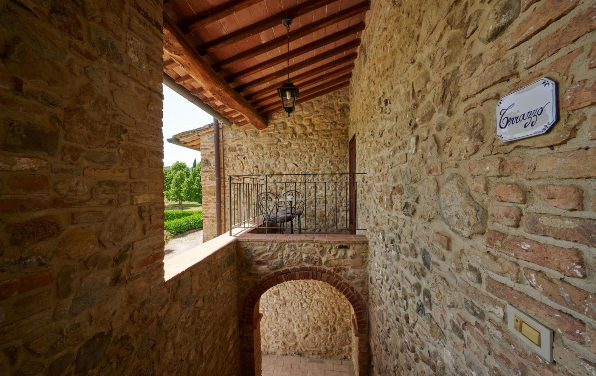 Agriturismo La Peschiera Casole dʼElsa Esterno foto