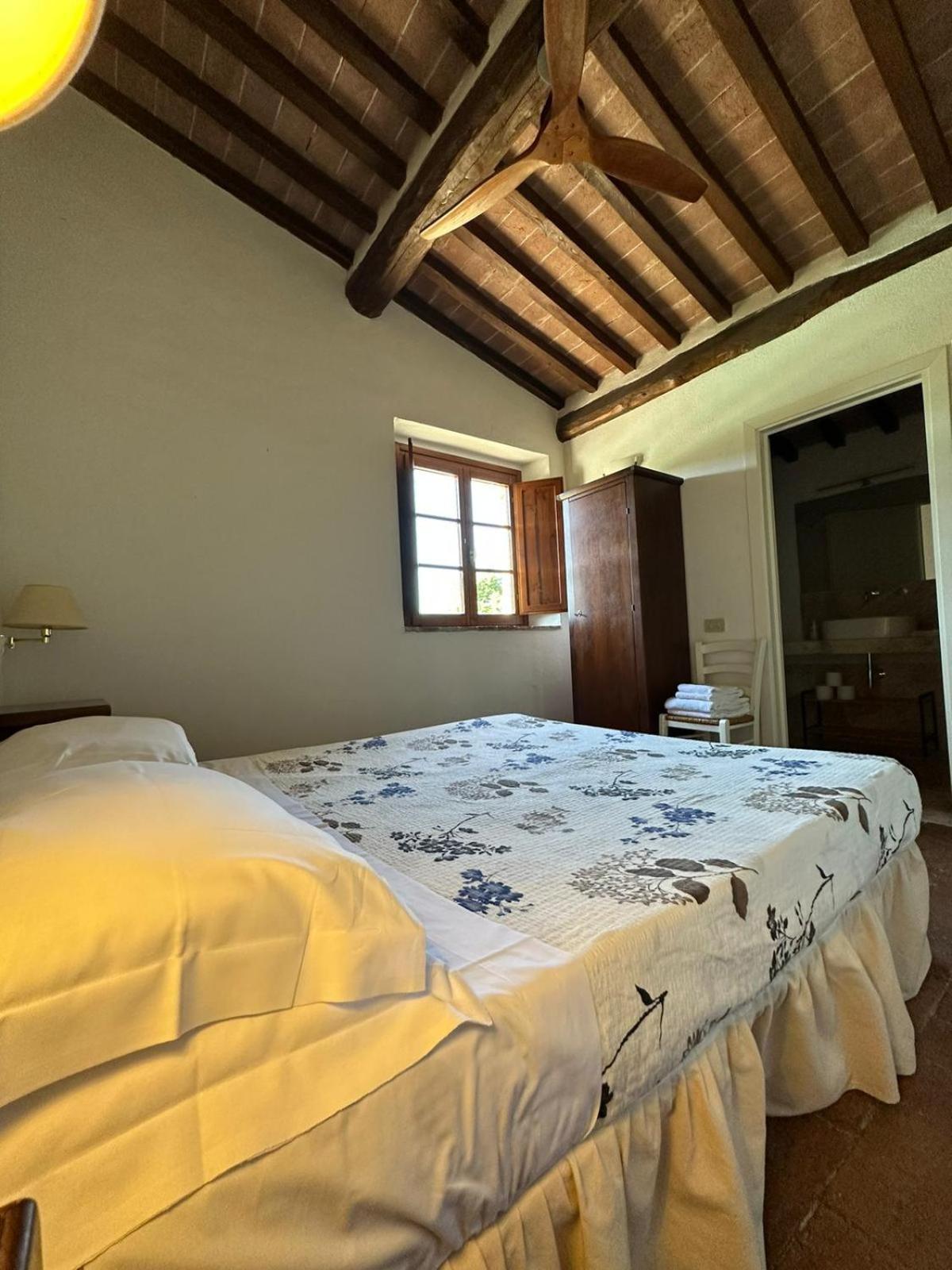 Agriturismo La Peschiera Casole dʼElsa Esterno foto