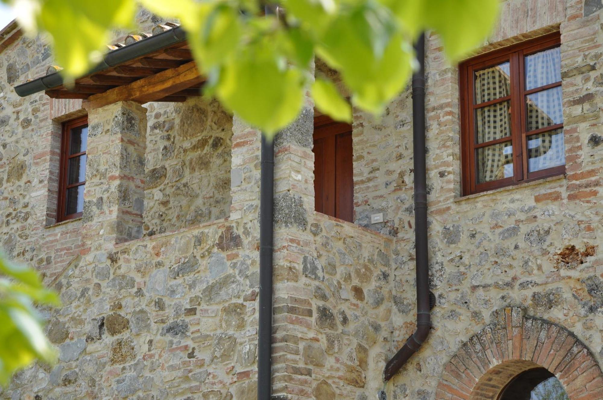 Agriturismo La Peschiera Casole dʼElsa Esterno foto