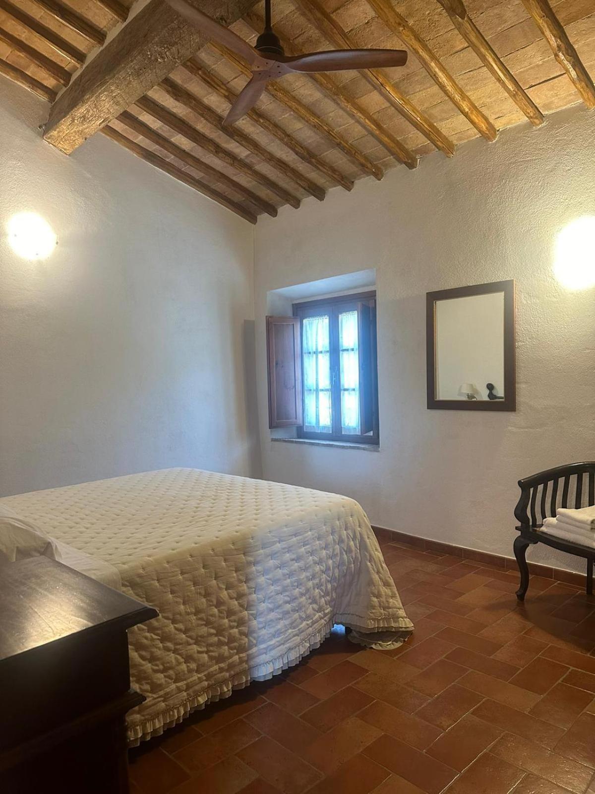 Agriturismo La Peschiera Casole dʼElsa Esterno foto
