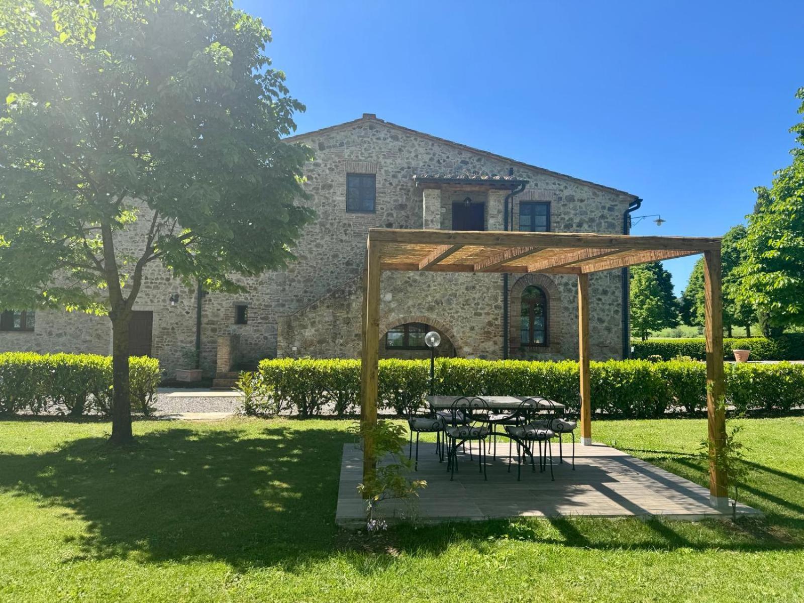 Agriturismo La Peschiera Casole dʼElsa Esterno foto