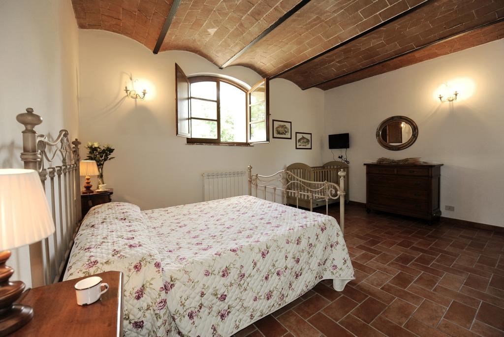 Agriturismo La Peschiera Casole dʼElsa Esterno foto